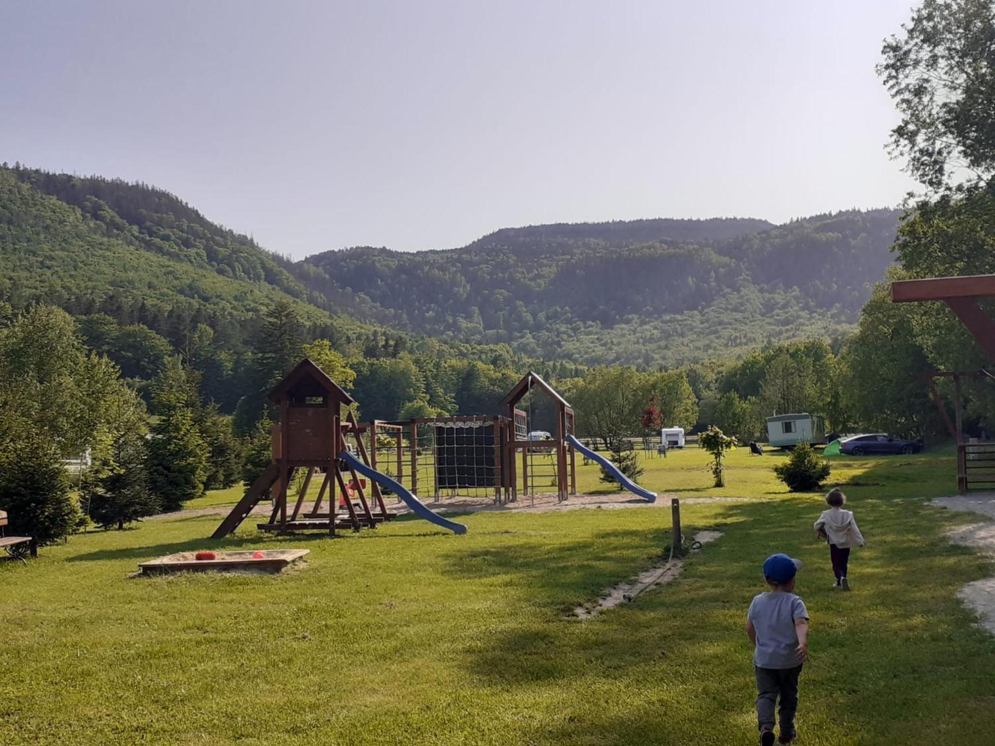 Otulina Dom W Gorach Stolowych Pod Szczelincem Pogranicze Pl-Cz ラトクフ エクステリア 写真
